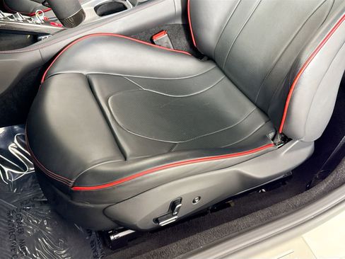Certified 2022 Ferrari Portofino M RWD image 18