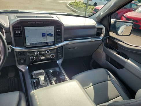 Used 2023 Ford F150 Lariat image 19