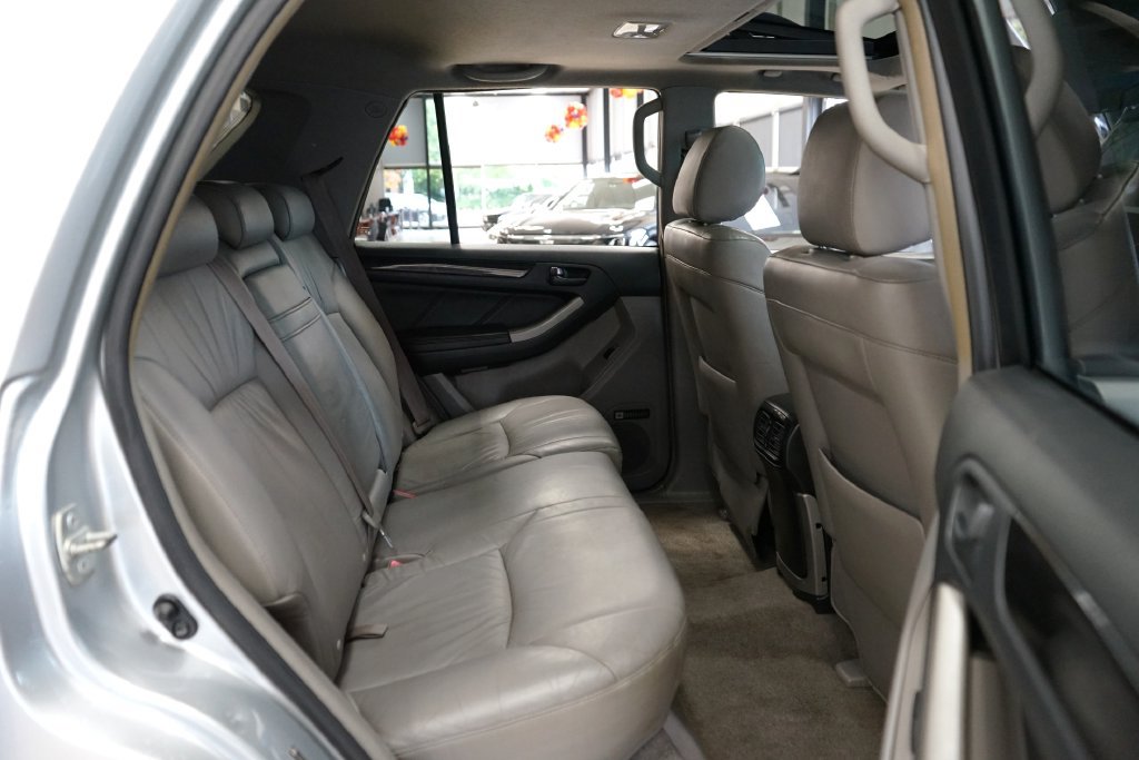 Used 2007 Toyota 4Runner Limited AWD/4WD image 9