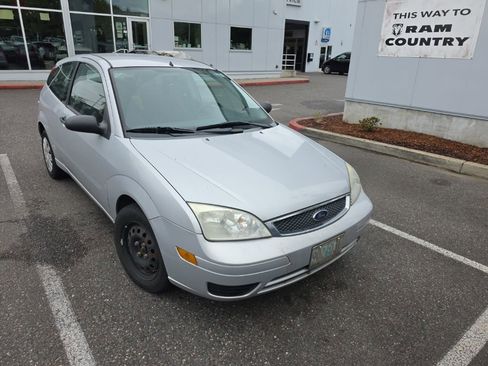 Used 2007 Ford Focus S FWD image 1