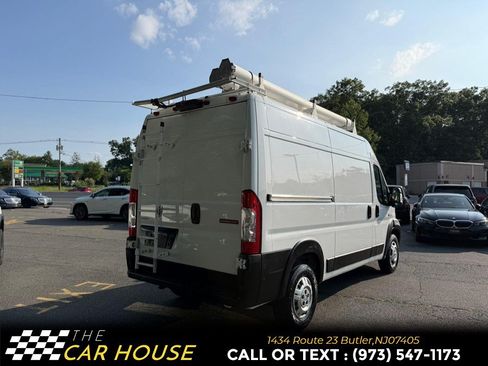 Used 2021 RAM ProMaster 2500 w/ Premium Appearance Group FWD image 8