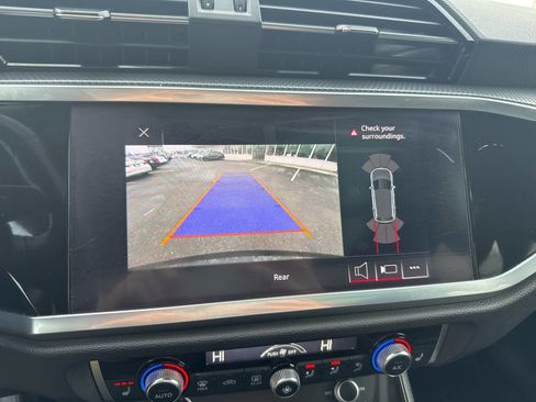 Used 2021 Audi Q3 2.0T Premium Plus w/ Premium Plus Package image 40