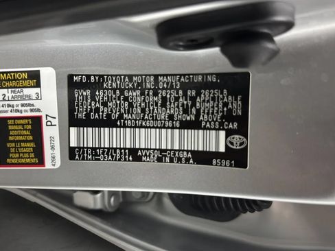 Used 2013 Toyota Camry XLE w/ Leather Pkg FWD image 23
