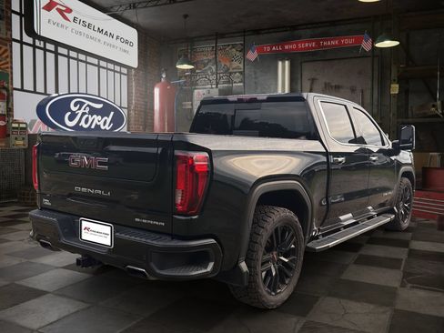 Used 2020 GMC Sierra 1500 Denali w/ Technology Package AWD/4WD image 6