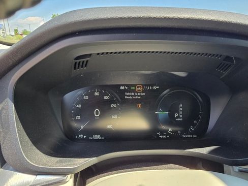 Used 2019 Volvo XC60 T8 Momentum w/ Advanced Package AWD/4WD image 20