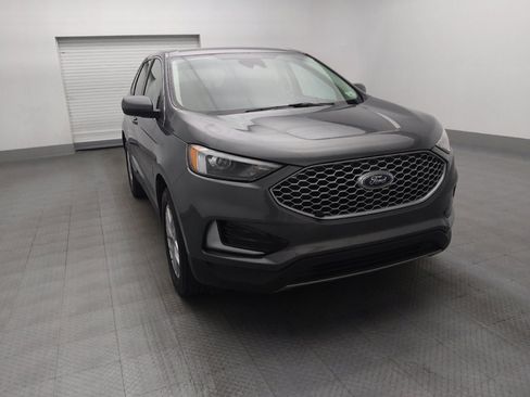 Used 2024 Ford Edge SEL image 14