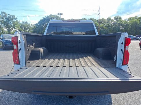 Used 2022 Chevrolet Silverado 1500 Custom w/ Safety Confidence Package image 29