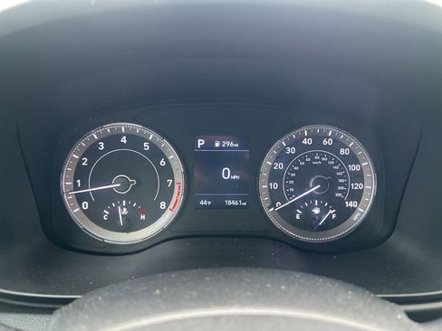 Used 2022 Hyundai Venue SE image 13