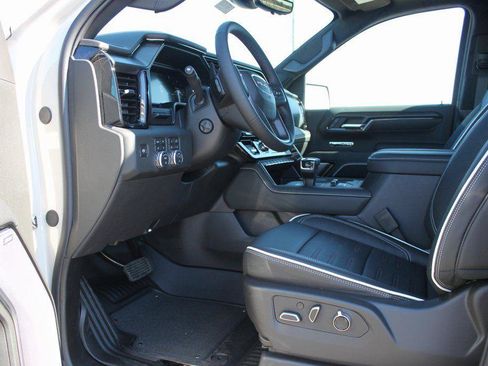 New 2026 GMC Sierra 1500 AT4X image 13