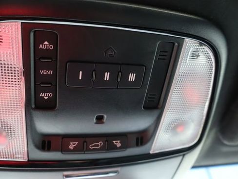 Used 2022 Dodge Durango Citadel RWD image 48
