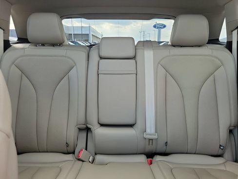 Certified 2023 Lincoln Nautilus Reserve AWD/4WD image 17