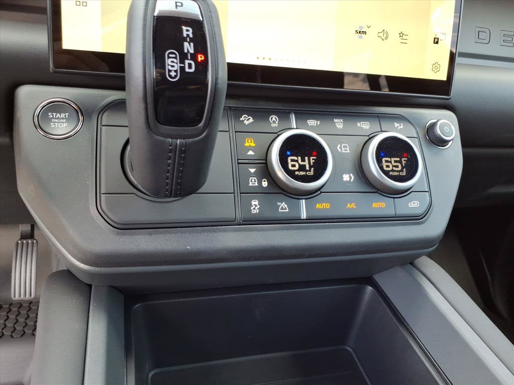 New 2026 Land Rover Defender 110 X-Dynamic SE AWD/4WD image 19
