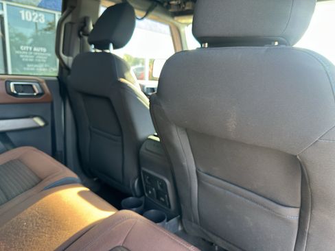Used 2022 Ford Bronco Outer Banks AWD/4WD image 14