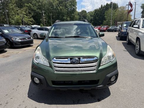 Used 2014 Subaru Outback 2.5i Premium AWD/4WD image 2