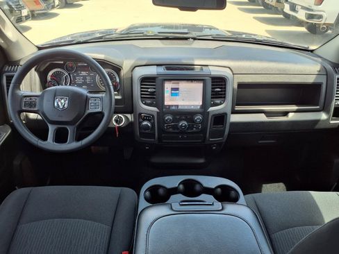 Used 2022 RAM 1500 Tradesman w/ Electronics Group RWD image 10