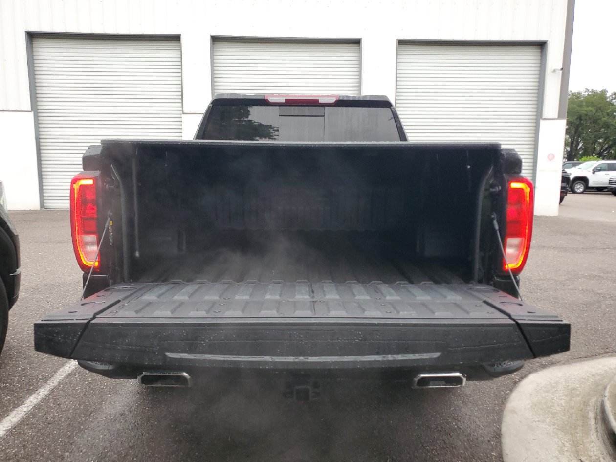 Used 2024 GMC Sierra 1500 Elevation w/ Preferred Package AWD/4WD image 9