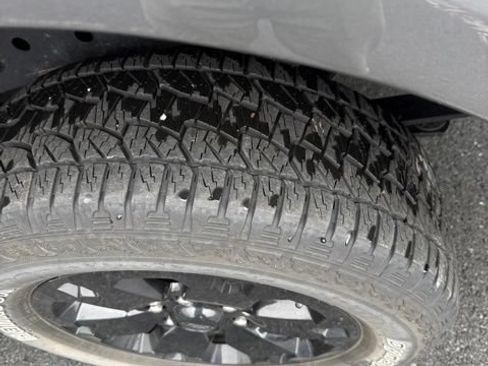 Used 2022 Ford Ranger XLT w/ Equipment Group 301A Mid AWD/4WD image 4