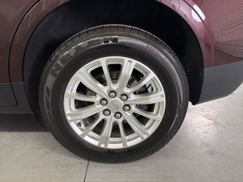 Used 2017 Cadillac XT5 FWD image 9