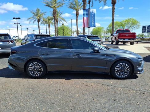 Certified 2025 Hyundai Sonata Limited image 4