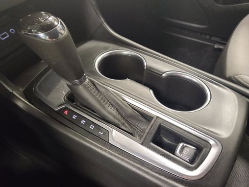 Used 2020 Chevrolet Equinox LS w/ LS Convenience Package FWD image 26