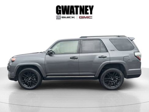 Used 2021 Toyota 4Runner Nightshade AWD/4WD image 8