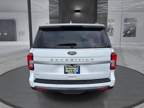 Used 2023 Ford Expedition XLT AWD/4WD image 6