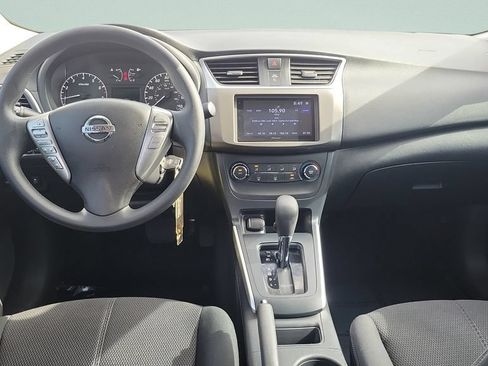 Used 2017 Nissan Sentra S FWD image 12