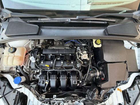 Used 2017 Ford Focus S FWD image 9
