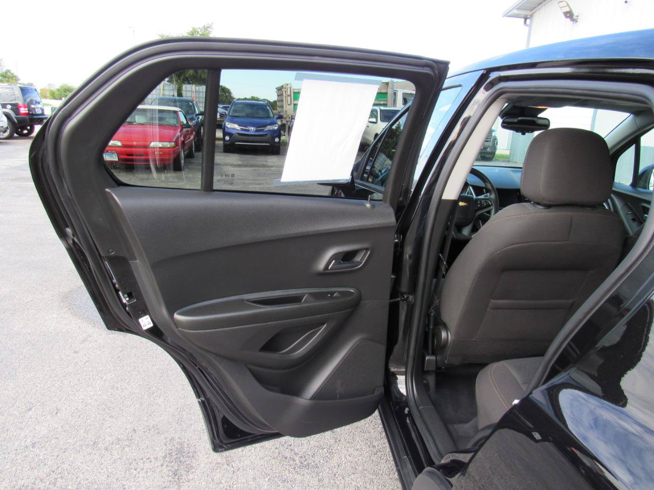 Used 2021 Chevrolet Trax LS w/ Tint and Cruise Package FWD image 35