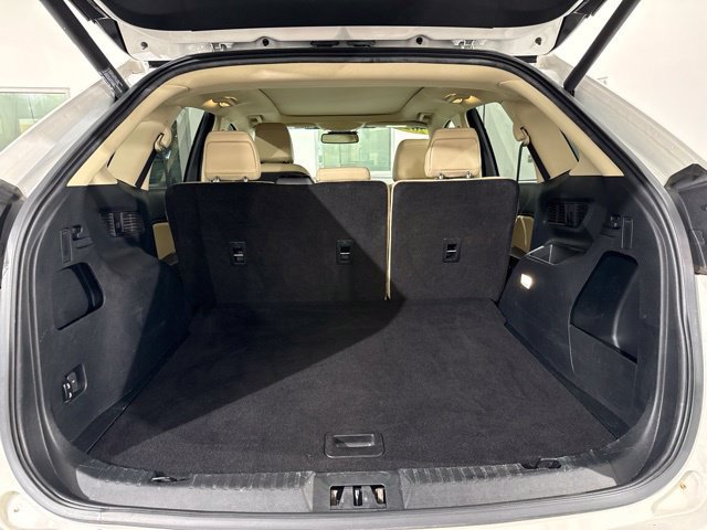 Used 2020 Ford Edge SEL w/ Convenience Package FWD image 8