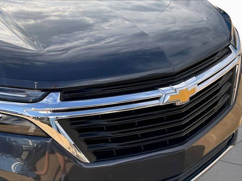 Used 2023 Chevrolet Equinox LT FWD image 29