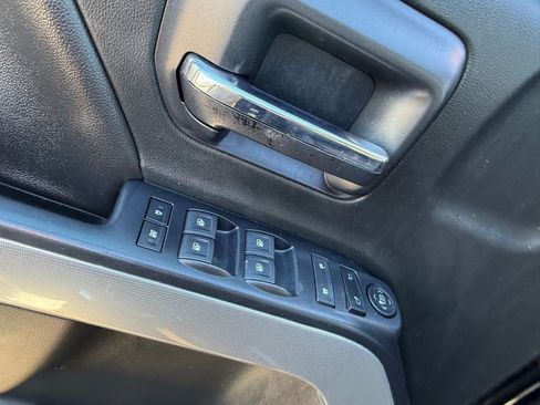 Used 2018 Chevrolet Silverado 1500 LT w/ All Star Edition image 11