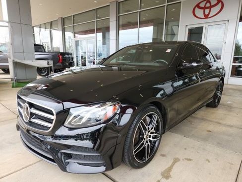 Used 2019 Mercedes-Benz E 450 4MATIC Sedan image 5