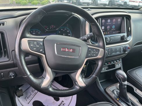 Used 2022 GMC Canyon Denali AWD/4WD image 32