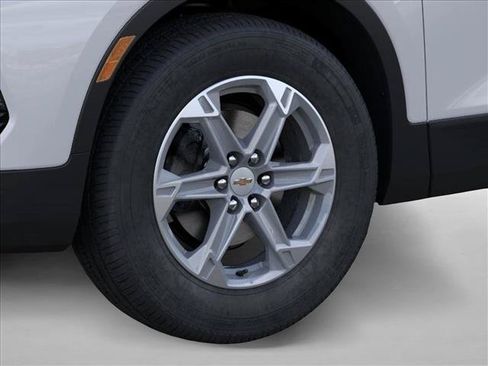 New 2026 Chevrolet Blazer LT FWD image 9