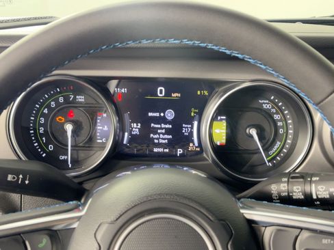 Used 2023 Jeep Wrangler Unlimited Rubicon 4xe image 19