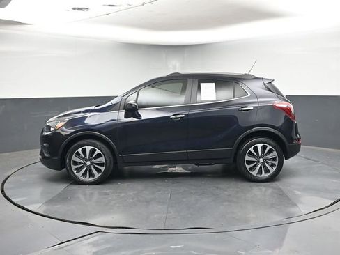 Used 2022 Buick Encore Preferred w/ Safety Package image 4
