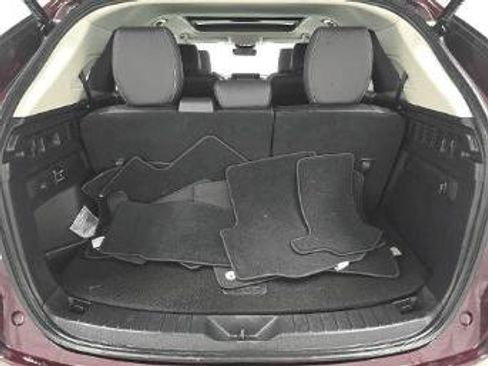 Used 2024 MAZDA CX-90 Plug-In Hybrid w/ Premium Pkg AWD/4WD image 9