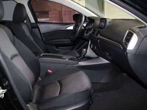 Used 2017 MAZDA MAZDA3 Sport image 20
