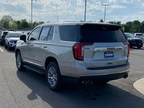 Used 2021 GMC Yukon Denali AWD/4WD image 5