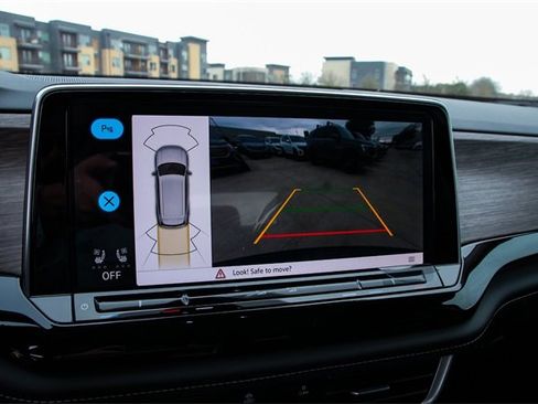 New 2026 Volkswagen Atlas SEL image 19