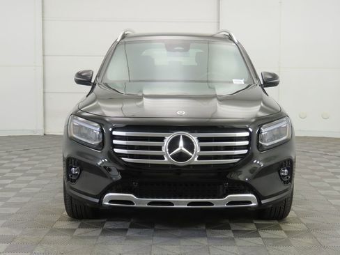 Certified 2025 Mercedes-Benz GLB 250 image 2