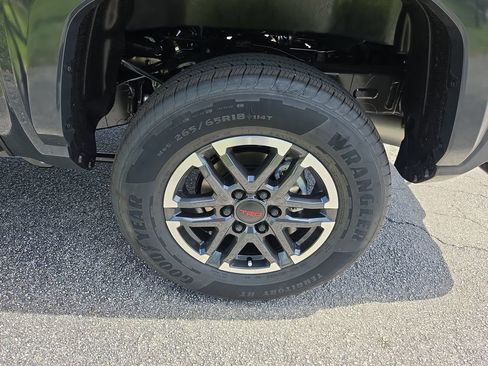 New 2026 Toyota Tacoma TRD Sport w/ TRD Sport Upgrade Package RWD image 34