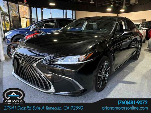 Used 2024 Lexus ES 300h w/ Premium Package FWD image 1