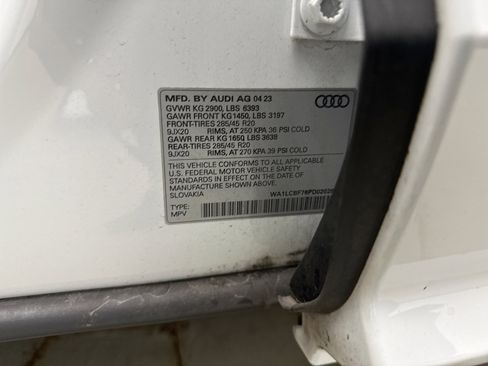 Used 2023 Audi Q7 2.0T Premium Plus w/ Premium Plus Package AWD/4WD image 11