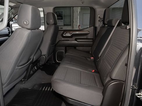 Used 2023 Chevrolet Silverado 1500 LT RWD image 36