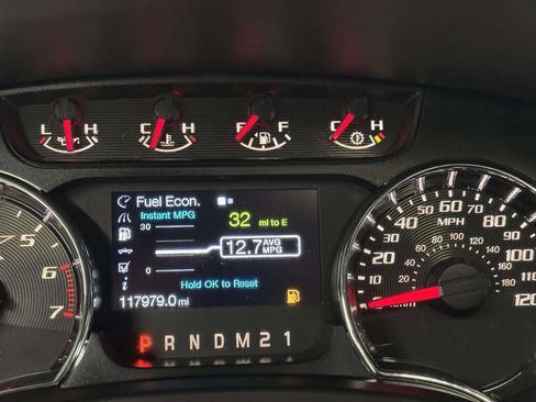 Used 2014 Ford F150 FX4 w/ Equipment Group 402A Luxury AWD/4WD image 32