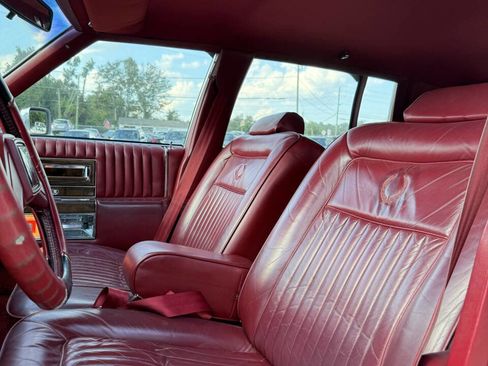Used 1989 Cadillac Brougham image 12