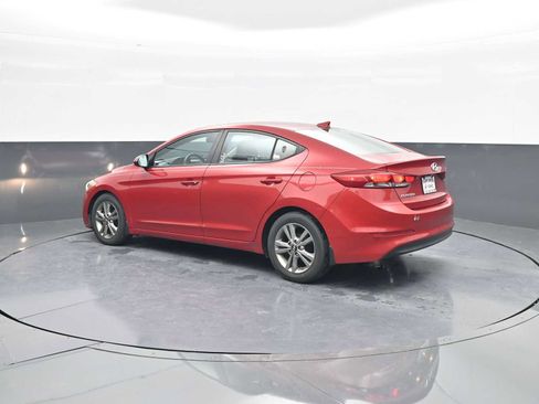 Used 2017 Hyundai Elantra Value Edition image 38