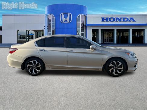 Used 2016 Honda Accord EX-L image 7